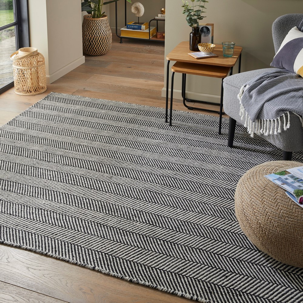 Cotswold Natural COTW03 Wool Herringbone Rugs in Charcoal Grey